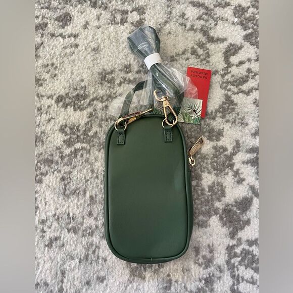 Badgley Mischka Diamond Quilted Oval Crossbody Phone Case in chive NWT - Picture 2 of 9